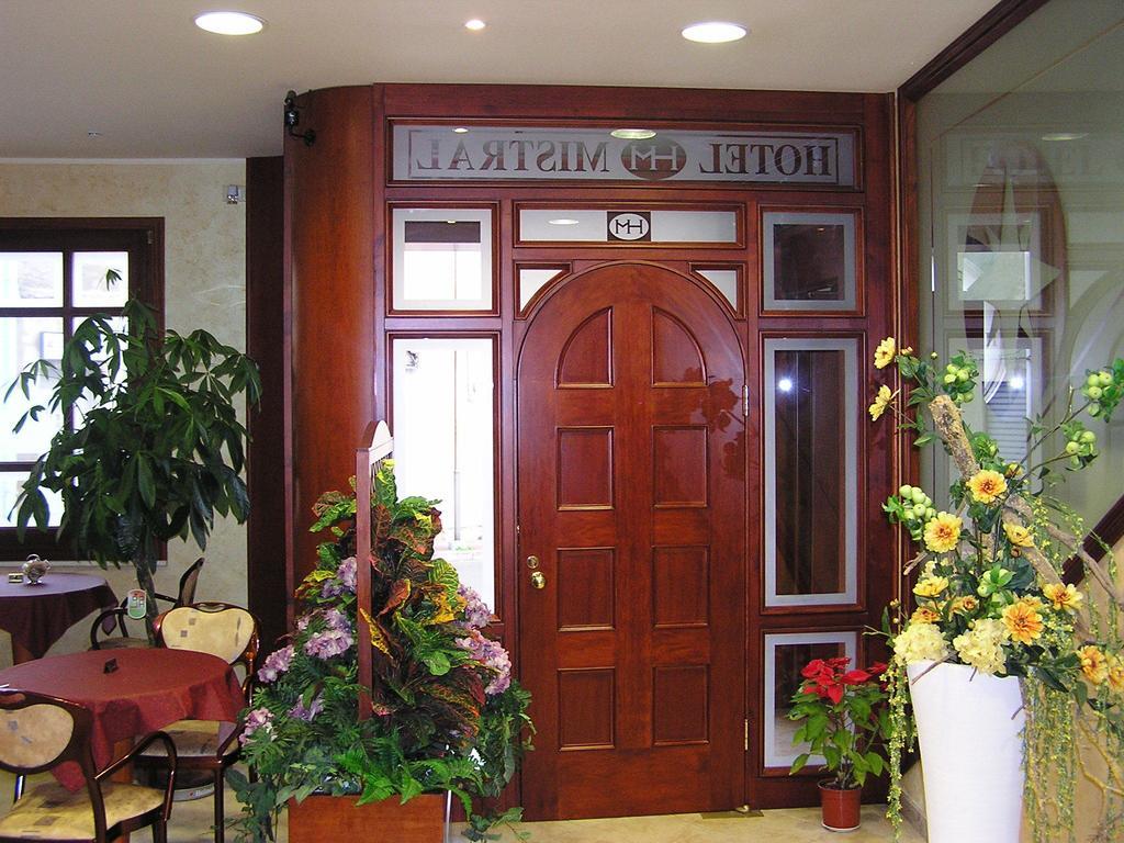 Hotel Mistral Portoscuso Ngoại thất bức ảnh