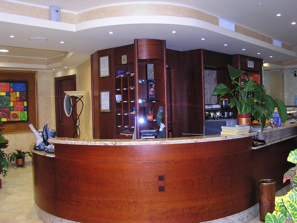 Hotel Mistral Portoscuso Ngoại thất bức ảnh